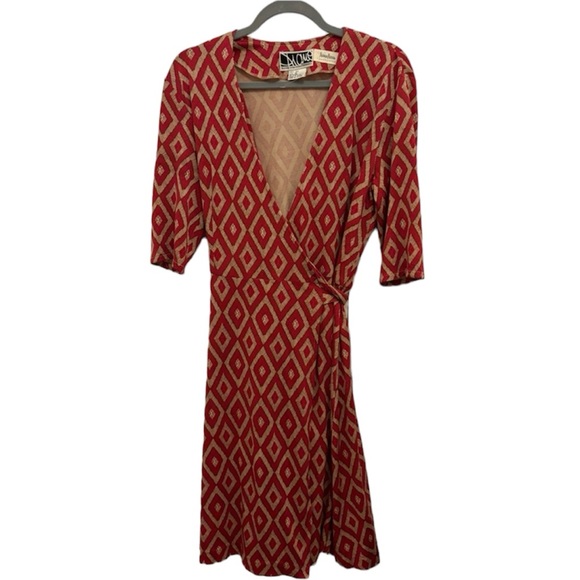 Diane Von Furstenberg Dresses & Skirts - Diane Von Furstenberg Vintage Silk Wrap Dress